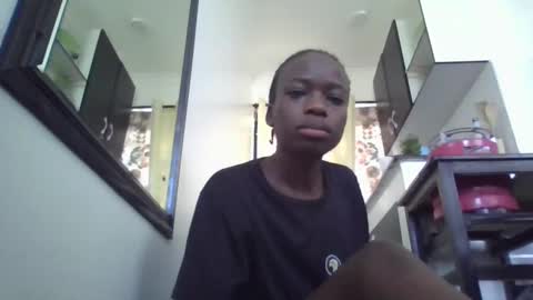 Snapshot of slim_l2 chatting on 12/06/24, 08:59 slim_l2 online show from 12/06/24, 08:59