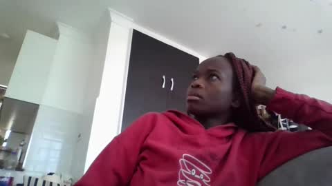 Snapshot of slim_l2 chatting on 11/24/25, 12:05 slim_l2 online show from 11/24/25, 12:05