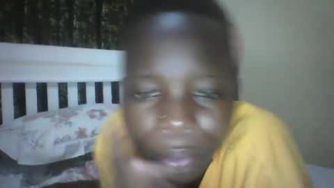 Snapshot of slim_petite_ebony chatting on 12/22/24, 07:31 slim_petite_ebony online show from 12/22/24, 07:31