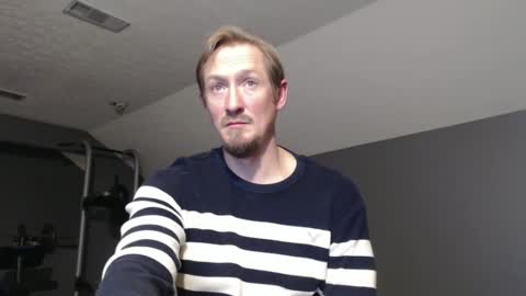 Snapshot of slimjp chatting on 12/25/24, 01:53 slimjp online show from 12/25/24, 01:53