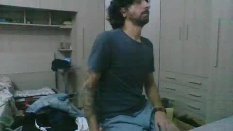 SlimTeaser089 online show from 11/30/25, 08:57