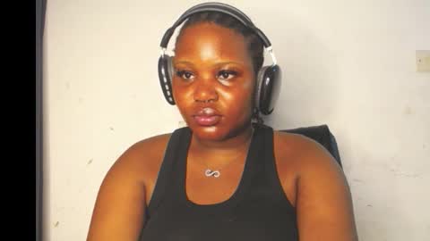 Jemila online show from 11/11/25, 07:58