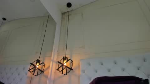 Snapshot of slut_milf1_ chatting on 02/12/25, 07:45 Luna online show from 02/12/25, 07:45