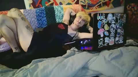 slutcrust online show from 09/14/25, 09:58