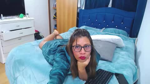 Snapshot of slutdirty1xxx chatting on 09/21/25, 09:22 Slutdirtyxxx online show from 09/21/25, 09:22