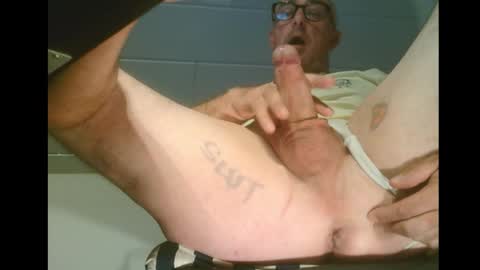 Snapshot of slutiam chatting on 09/10/25, 03:50 SLUTIAM online show from 09/10/25, 03:50