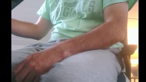 Snapshot of slutiam chatting on 09/26/25, 09:02 SLUTIAM online show from 09/26/25, 09:02