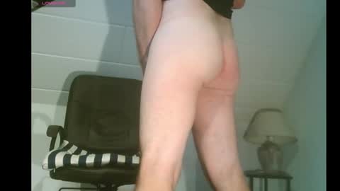 Snapshot of slutiam chatting on 11/01/25, 05:42 SLUTIAM online show from 11/01/25, 05:42