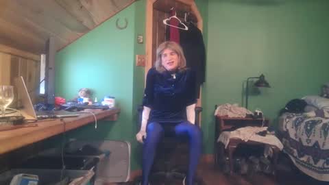 slutjennifertransxx online show from 09/23/25, 02:03