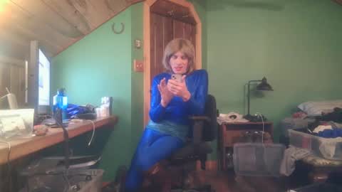 slutjennifertransxx online show from 10/04/25, 03:26