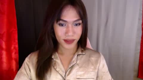 Snapshot of slutqueen_raz chatting on 03/05/25, 02:56 Raz online show from 03/05/25, 02:56