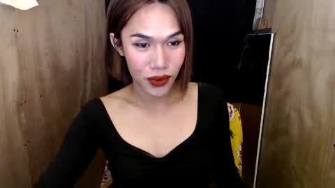 Snapshot of slutqueen_raz chatting on 09/22/25, 11:51 Raz online show from 09/22/25, 11:51