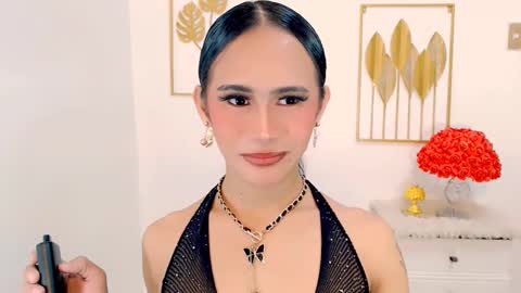 Snapshot of slutty_vanna chatting on 03/03/25, 06:44 mia online show from 03/03/25, 06:44