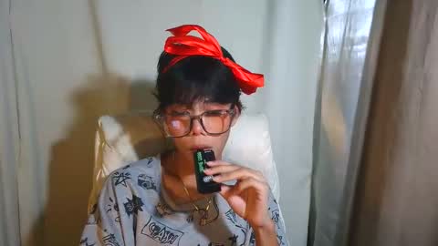 Snapshot of sluttypatotie chatting on 11/19/25, 03:23 sluttypatotie online show from 11/19/25, 03:23