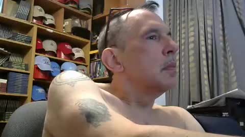 sluttyslave81 online show from 11/06/25, 07:31