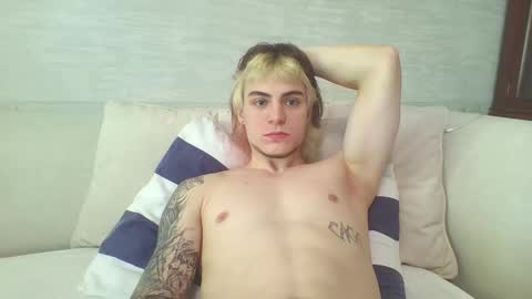 Gus online show from 10/02/25, 03:35