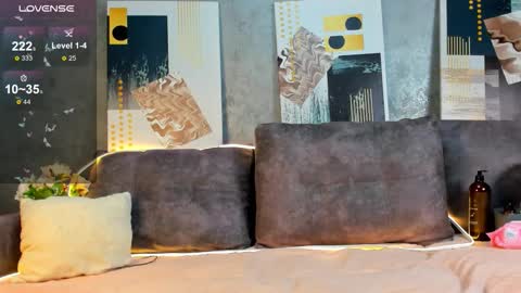 Milena online show from 11/04/25, 09:14