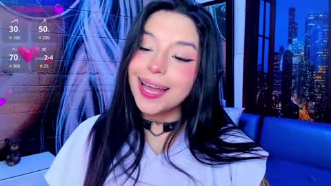 Snapshot of small__naughty chatting on 01/08/25, 02:14 Mariana Torres online show from 01/08/25, 02:14