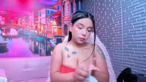 Mariana Torres online show from 10/18/25, 02:07