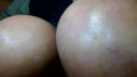 smallmalelass online show from 01/01/25, 11:49