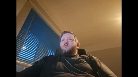 Snapshot of smallone19832 chatting on 02/11/25, 07:23 smallone19832 online show from 02/11/25, 07:23