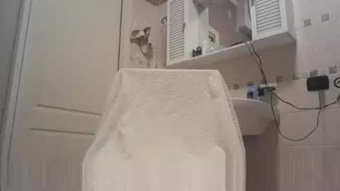 smallone8825 online show from 09/26/25, 05:00