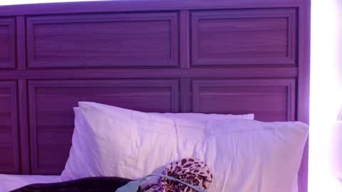 Snapshot of smexy_bun chatting on 12/20/24, 11:47 Smexy online show from 12/20/24, 11:47