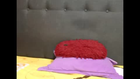 smilingbutt online show from 10/31/25, 02:56