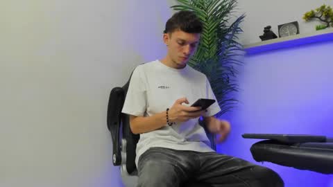 Snapshot of smitgrey chatting on 12/05/24, 03:59 SMIT online show from 12/05/24, 03:59