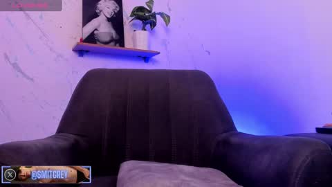 Snapshot of smitgrey chatting on 02/25/25, 05:04 SMIT online show from 02/25/25, 05:04