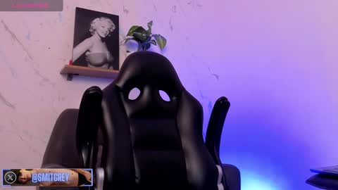 Snapshot of smitgrey chatting on 02/28/25, 10:06 SMIT online show from 02/28/25, 10:06