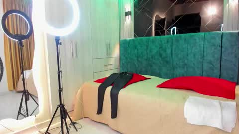 Sammy online show from 10/23/25, 12:04