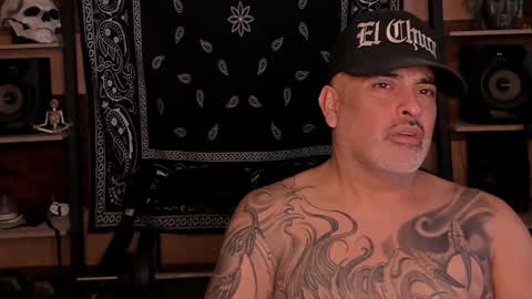 Snapshot of smokey915 chatting on 12/26/24, 05:30 Smokey915 online show from 12/26/24, 05:30