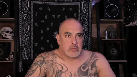 Snapshot of smokey915 chatting on 01/03/25, 04:00 Smokey915 online show from 01/03/25, 04:00