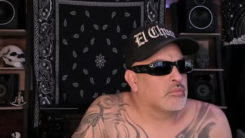 Snapshot of smokey915 chatting on 01/03/25, 03:22 Smokey915 online show from 01/03/25, 03:22