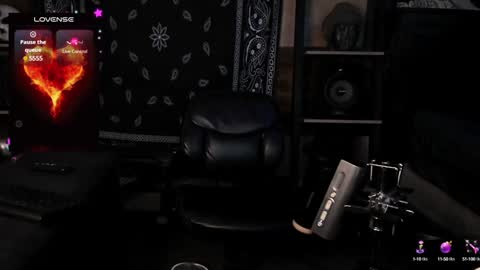 Snapshot of smokey915 chatting on 01/06/25, 12:59 Smokey915 online show from 01/06/25, 12:59