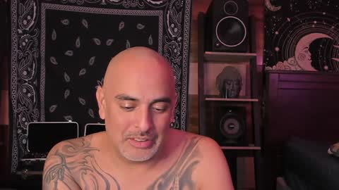 Snapshot of smokey915 chatting on 01/11/25, 05:41 Smokey915 online show from 01/11/25, 05:41