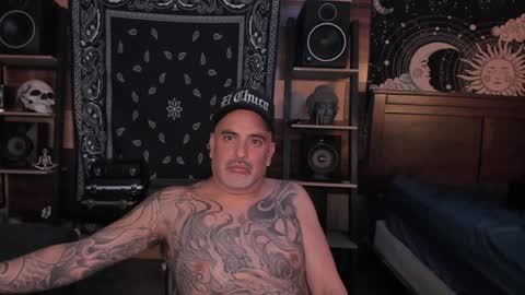 Snapshot of smokey915 chatting on 01/13/25, 09:08 Smokey915 online show from 01/13/25, 09:08