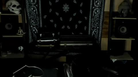 Snapshot of smokey915 chatting on 01/14/25, 11:42 Smokey915 online show from 01/14/25, 11:42