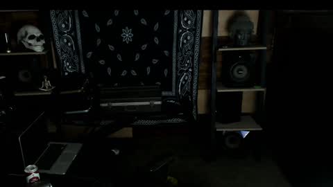 Snapshot of smokey915 chatting on 01/18/25, 02:55 Smokey915 online show from 01/18/25, 02:55