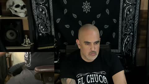 Snapshot of smokey915 chatting on 01/21/25, 05:27 Smokey915 online show from 01/21/25, 05:27