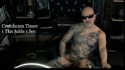 Snapshot of smokey915 chatting on 01/21/25, 02:59 Smokey915 online show from 01/21/25, 02:59