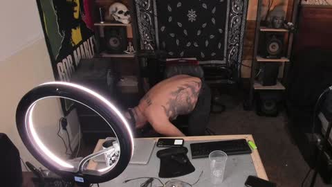 Snapshot of smokey915 chatting on 01/24/25, 11:59 Smokey915 online show from 01/24/25, 11:59