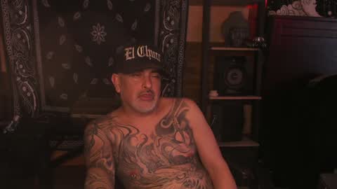 Snapshot of smokey915 chatting on 02/06/25, 02:37 Smokey915 online show from 02/06/25, 02:37