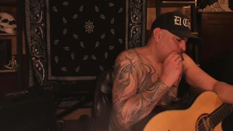 Snapshot of smokey915 chatting on 02/07/25, 02:40 Smokey915 online show from 02/07/25, 02:40