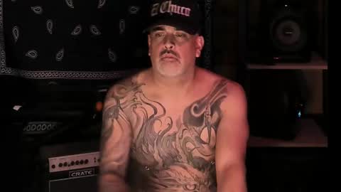 Snapshot of smokey915 chatting on 02/19/25, 01:06 Smokey915 online show from 02/19/25, 01:06