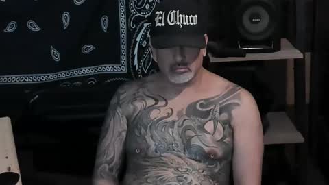 Snapshot of smokey915 chatting on 02/28/25, 01:47 Smokey915 online show from 02/28/25, 01:47