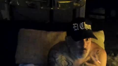 Snapshot of smokey915 chatting on 10/21/25, 03:29 Smokey915 online show from 10/21/25, 03:29