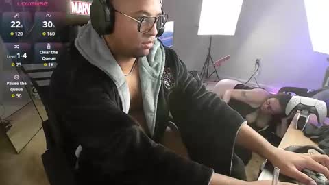 Smoothj2011 online show from 10/20/25, 08:26