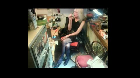 mish online show from 11/21/25, 09:08